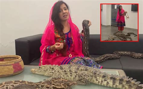After Pakistani Singer Rabi Pirzadas Private Pics Go Viral Pakistani