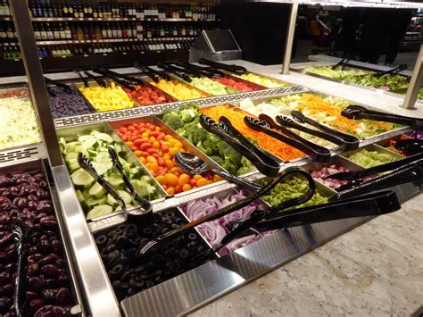 Island Salad Bar With Co2 Refrigeration And Refrigerated Dressing Holder