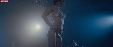 Amy Adams Desnuda En La Gran Estafa Americana