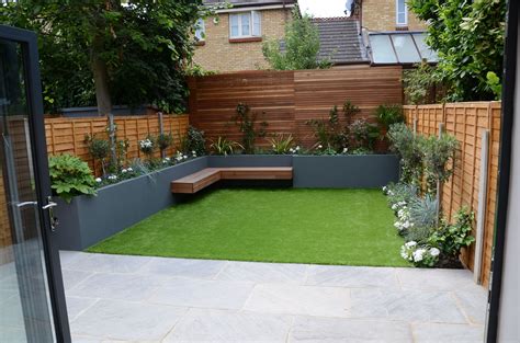 Small Garden Design Fake Grass Low Mainteance Contempoary Design Sleek