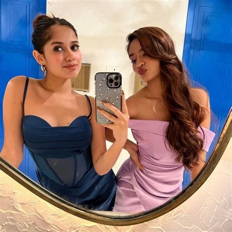 Jannat Zubair Anushka Sen Get Their Selfie Game On Point Flaunt Their Curves Like Never Before