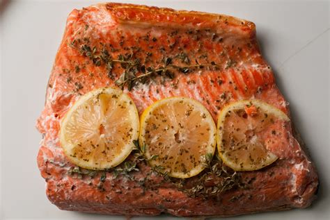 Learn how to bake salmon so that it's flaky and tender! Back To Organic - Wild Salmon Baked in Parchment Paper