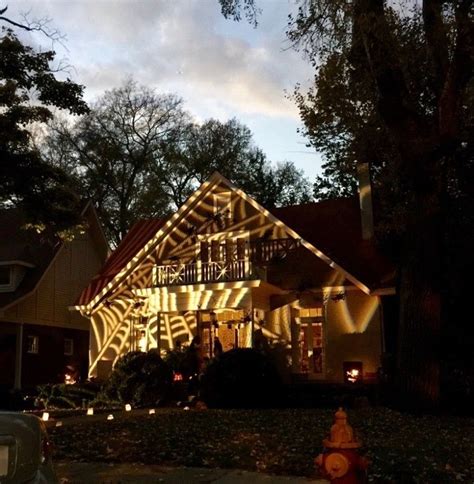 Best Streets To Trick Or Treat In Nashville Halloween Displays Hot Sex Picture