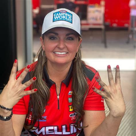 History For Ee Erica Enders Claims Her Fourth Nhra Pro Stock World Championship Drag