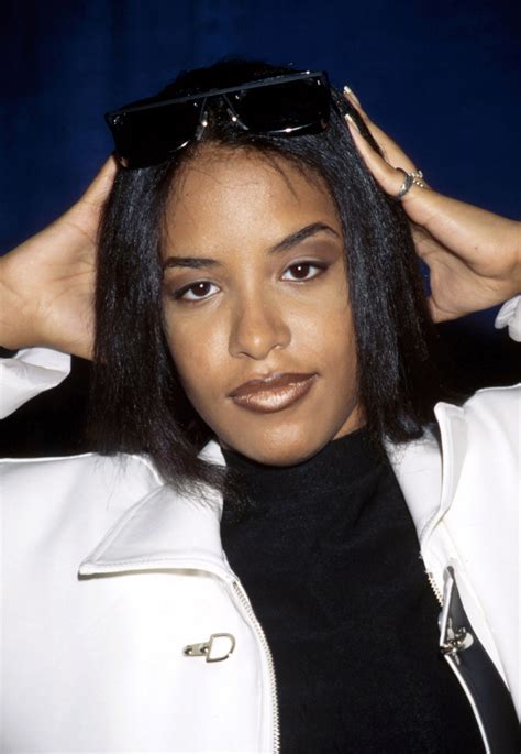 7 Of Aaliyah S Most Iconic Beauty Lewks Allure
