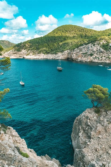 The Best Destinations For Your Next Holidays Greece And Ibiza Popist