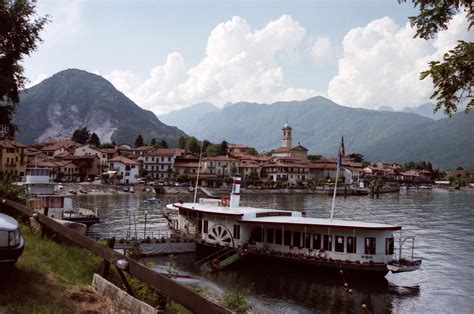 Trovandosi al confine con l'austria ed essendo stata una provincia austriaca fino all'inizio del secolo scorso, bolzano è una città d'incontro. TOP WORLD TRAVEL DESTINATIONS: Bolzano, Italy