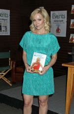 JENNIE GARTH At Book Signing At Barnes Noble In Los Angeles HawtCelebs