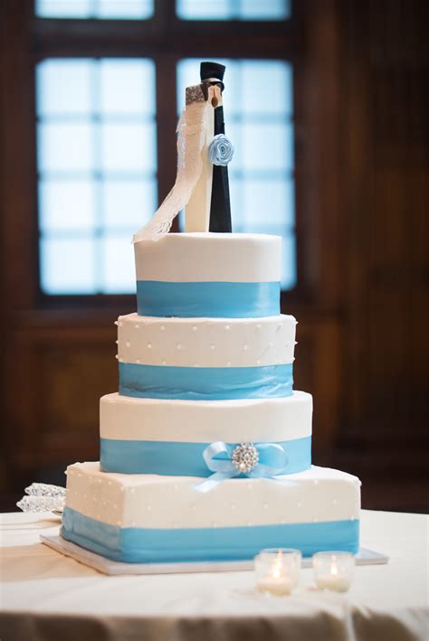 Wedding Cake Blue Ribbon Crystal Tea Room Reception Pictures By Todd