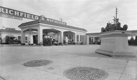 Richfield 7786 Santa Monica Boulevard West Hollywood Ca 1929 1 Of 2