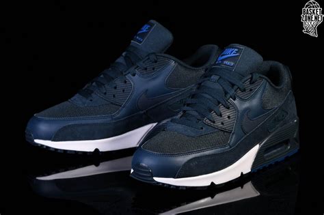 Nike Air Max 90 Essential Navy Blue Price €11250
