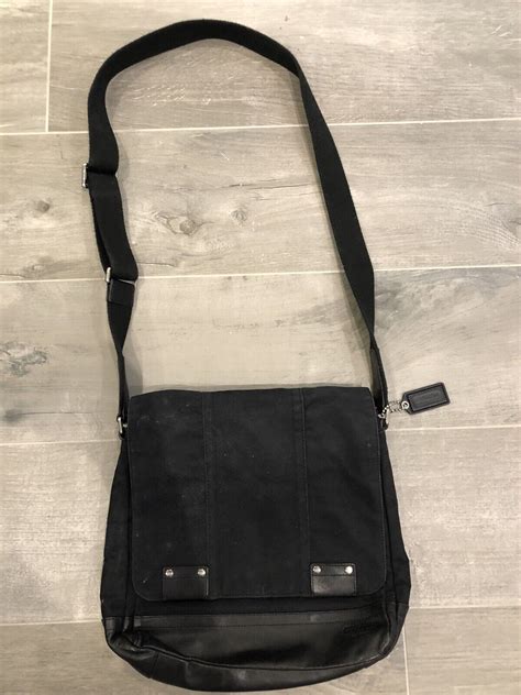 Authentic Unisex Coach Messenger Bag Black Leather Gem