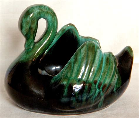 Curio Ts Vintage Green Glazed Swan Planter Blue Mountain Pottery