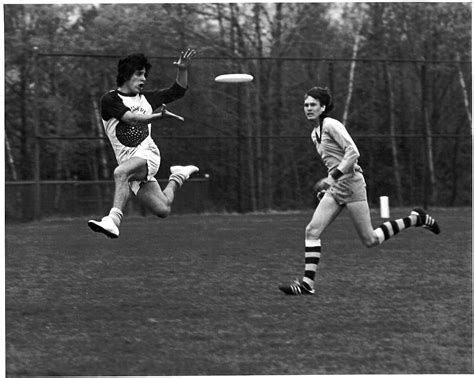 The Evolution of Frisbee: From Flying Discs to Competitive Sports