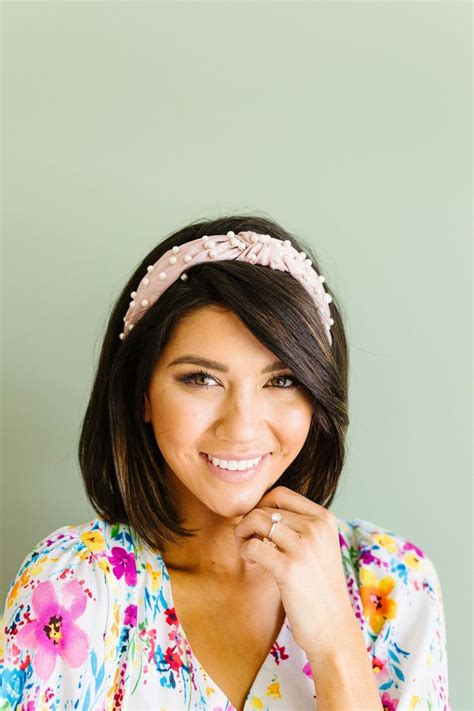 9 Cute Ways To Wear A Headband Headbands Hairstyles Short Headbands