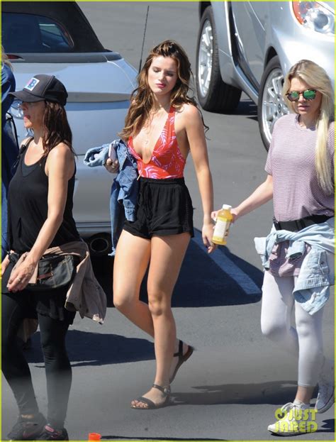 Bella Thorne And Halston Sage Get To Work On You Get Me In Santa Monica Photo 959046 Photo