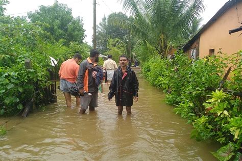 Get all the latest news and updates on karnataka politics only on news18.com. Karnataka floods 2019: Here's how you can contribute to ...