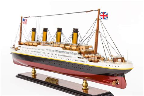 Buy Seacraft Gallery Titanic Model Ship With Led Lights D Rms Titanic Boat Model Decor
