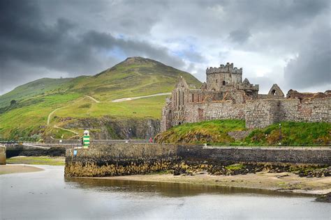 Peel Castle Isle Of Man Peel Castle Cashtal Purt Ny H In Flickr