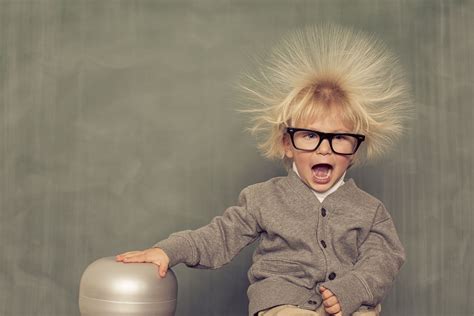 How Does Static Electricity Work