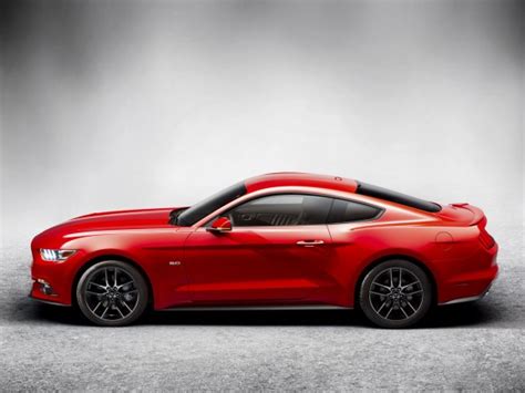 Ford Présente Officiellement Sa Nouvelle Mustang Photos