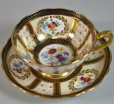 Antique Paragon Fine Bone China Teacup Saucer Her Magesty Queen Mary