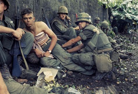 It represented a successful attempt on the part of the democratic republic of vietnam (north vietnam, drv) and the national. 'Picturing Nam: U.S. Military Photography of Vietnam War ...