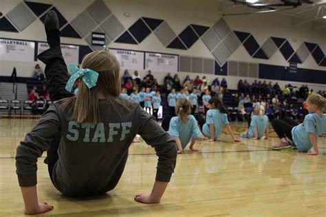 Silver Stars Dance Team Hosts Annual Clinic Mill Valley News