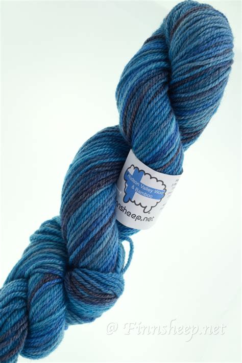 Local Wool And Bamboo 3 Ply Blue Variegated Yarn Worsted Weight 7822