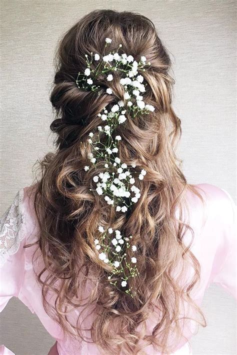 wedding hairstyles with flowers 30 looks and expert tips penteado de