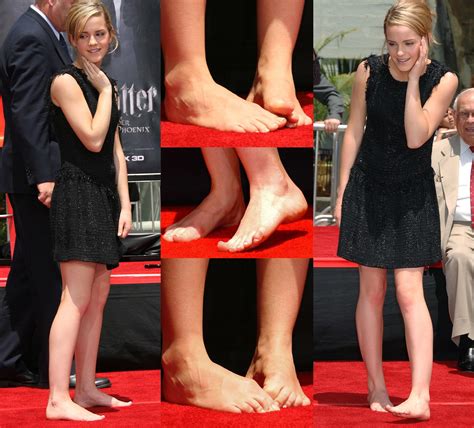 Emma Watsons Perfect Feet Scrolller