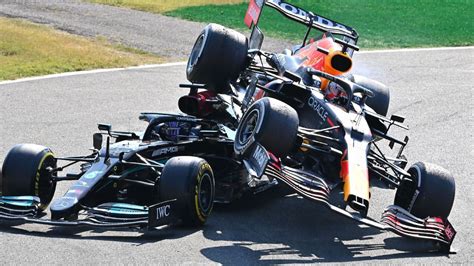 Everything You Need To Know About The Lewis Hamilton Max Verstappen F1