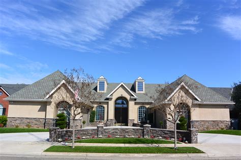 Lennar & Pinnacle Homes Buchanan Educational Complex Cl