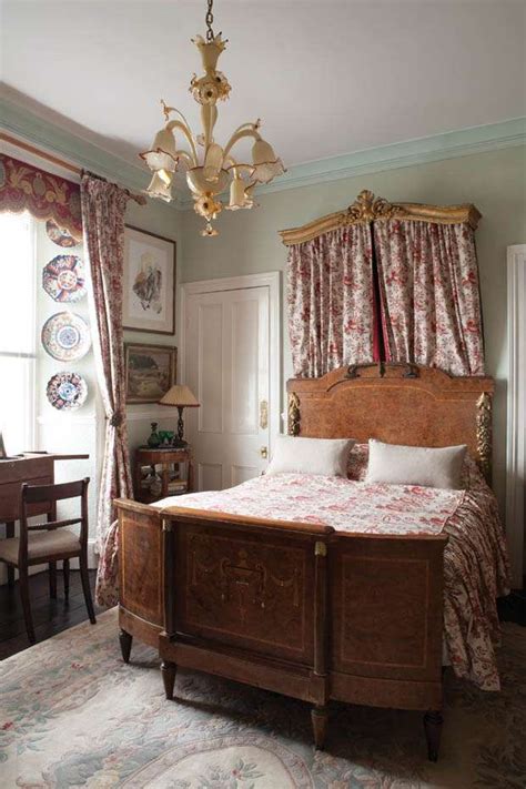 Reviving A Victorian Home Period Living Bedroom Vintage Home Decor