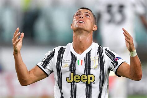 He is considered one of the . Cristiano Ronaldo vuleve a dar positivo de COVID-19 ...