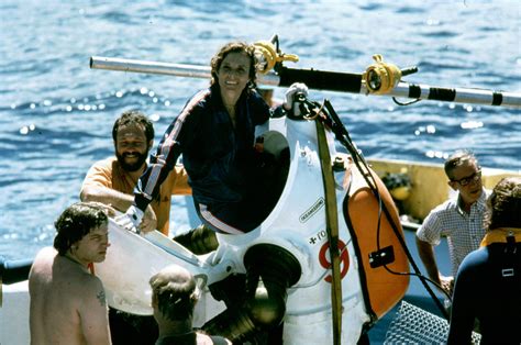 Sylvia Earle Gets Out Of The Jim Suit See Quests Profile Flickr