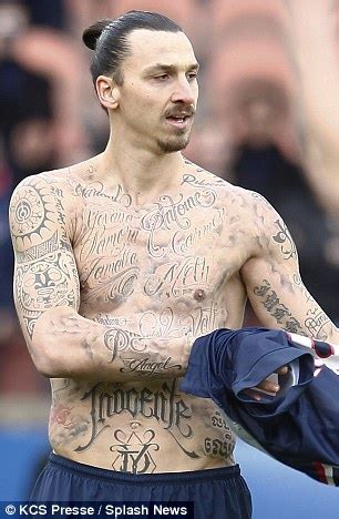 In the center bottom part of the back he has a sign. Zlatan Ibrahimovic Tattoos 50 Names All Over His Body For ...