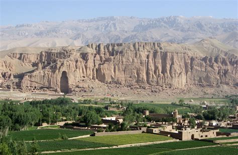Bamiyan Buddhas Afghanistan Landscape Landmarks Ap Art History 250