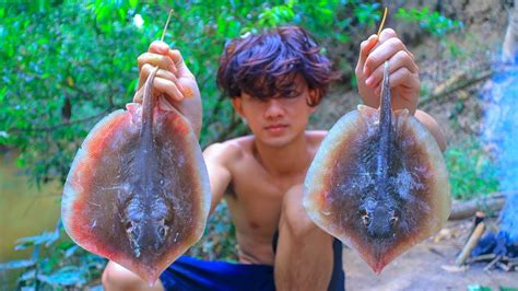 Cooking Two Stingray With Pineapple Eating Delicious In Forest Youtube