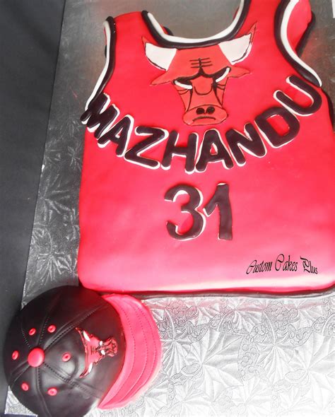 Chicago Bulls Themed Jersey And Cap Cake Anniversary Cake Designs Custom Cakes Cap Cake