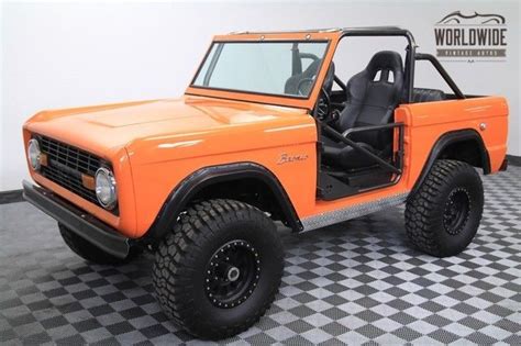 1975 Ford Bronco 4x4 Lifted Restored Custom Great Color Show Or Go