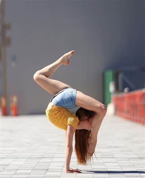 Pin By Annag 💛 On Anna Macnulty Anna Mcnulty Gymnastics Poses Flexibility Dance