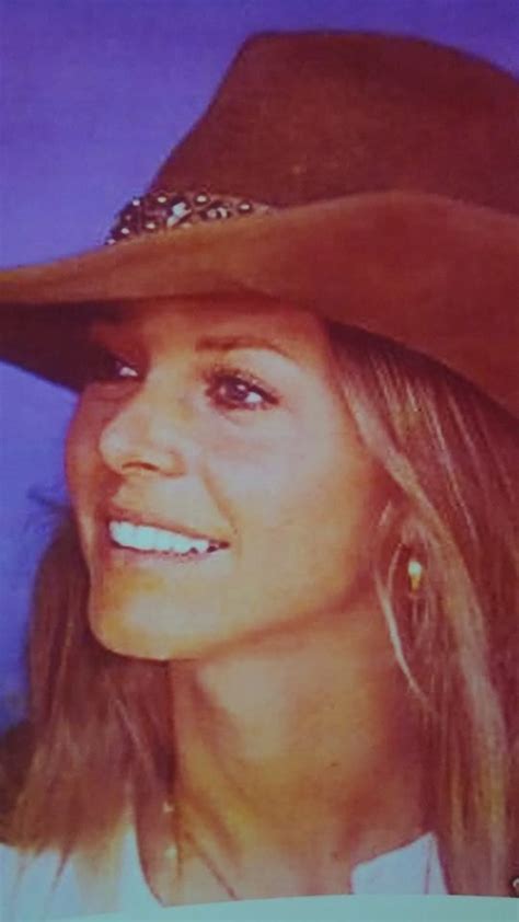 Pin By Maty Cise On Lindsay Wagner Cowboy Hats Bionic Woman Women