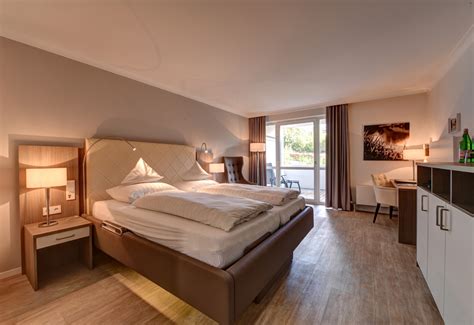 Mit ausreichender schonung und bei richtiger und rechtzeitiger behandlung heilt eine myokarditis meist folgenlos aus. Rehaklinik Asklepios Klinik und Hotel St. Wolfgang auf ...