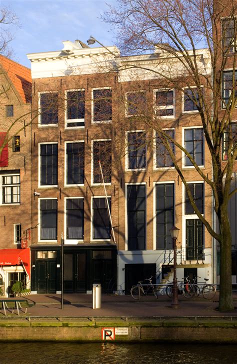 Anne Franke House Amsterdam Netherlands Anne Frank Amsterdam Bergen