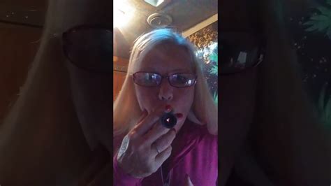 Granny Smoking Resin 😂😂 Youtube