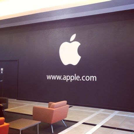 The largest space available has 1,895 sqft and a rental rate of $22/sqft/year. Apple Store to Open at Quaker Bridge Mall on Saturday ...