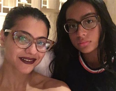 Kajol Devgans Selfie With Daughter Nysa