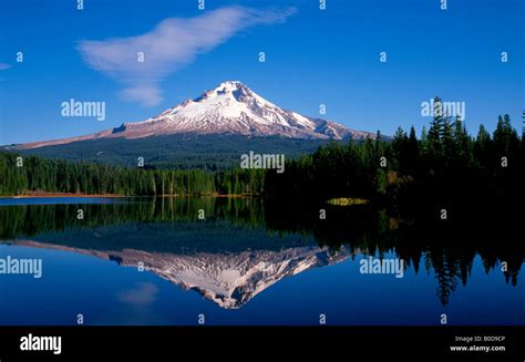 Oregons Tallest Peak Hi Res Stock Photography And Images Alamy