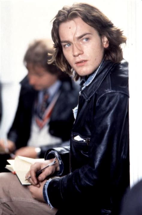 Elcome to ewanmcgregor.net, the ultimate source for the scottish actor ewan mcgregor. Film Stars - Ewan McGregor | Ewan mcgregor young, Ewan ...